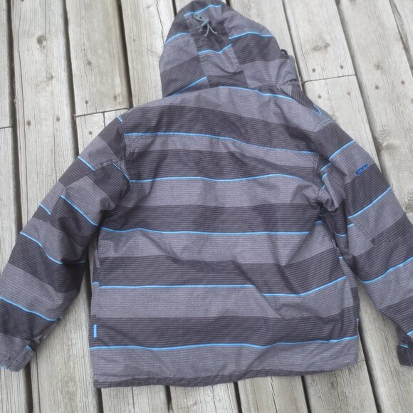 Ripzone Ski and Winter Hooded Core 5000mm Snow Ski Jacket - XL Youth. - Picture 11 of 14